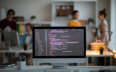 Why is ReactJS the first choice of Front-end Web/App Developers?
